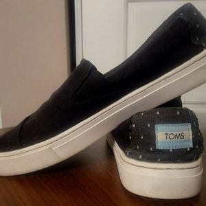 TOMS Women's Black Slip-On Shoes